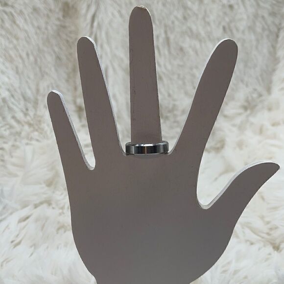 Brand new tungsten carbide band 10.5 - Picture 1 of 3